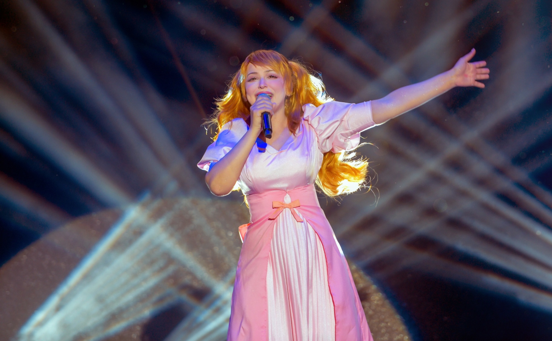 SUMI singing as Pudding